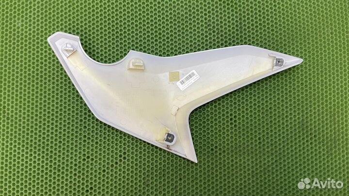 Накладка радиатора Л BMW