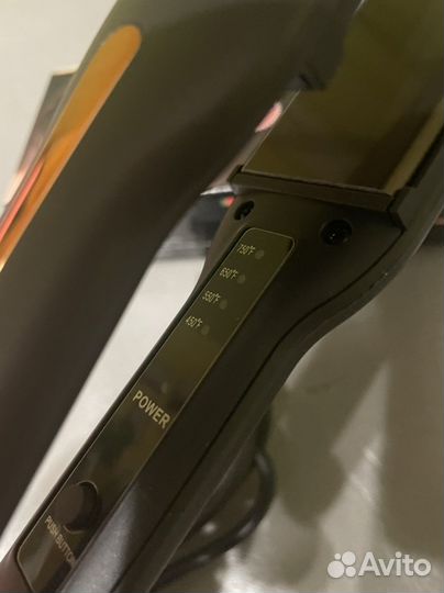 Выпрямитель для волос