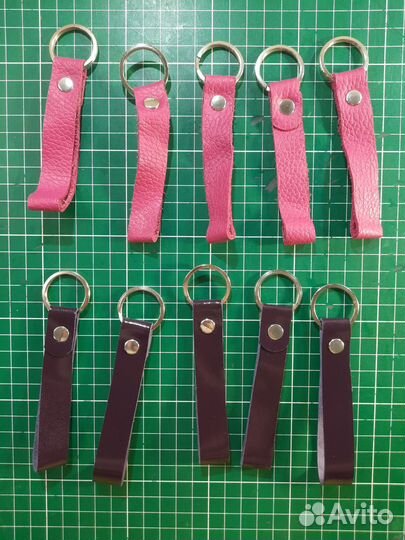 Брелок для ключей из натуральной кожи