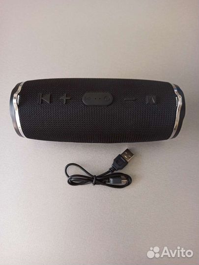 Блютуз колонка маленькая бу в хорошем состоянии