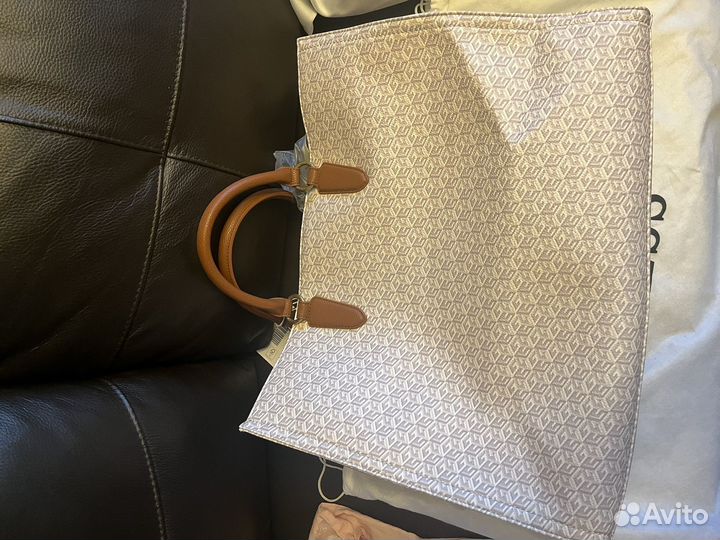 Сумка тоут guess новая