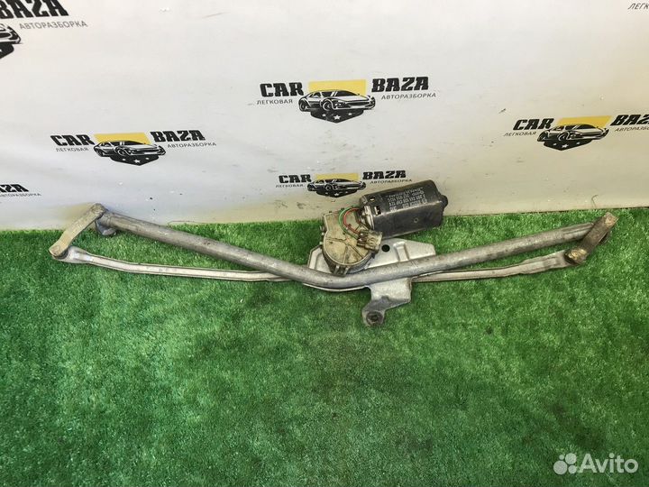 Трапеция стеклоочистителей с моторчиком