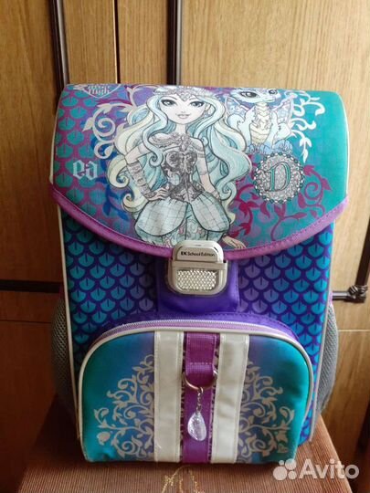 Школьный рюкзак