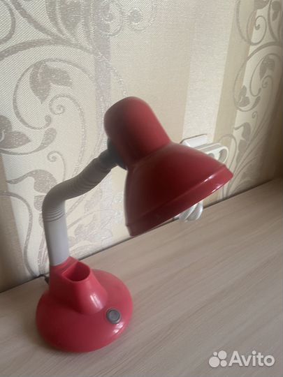 Лампа настольная