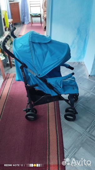 Прогулочная коляска