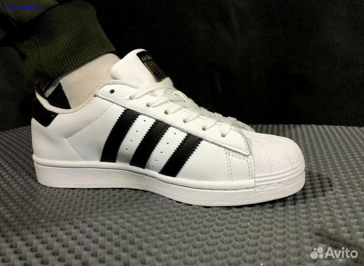 Кроссовки Adidas Superstar