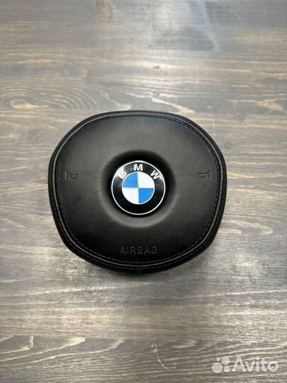 Подушка безопасности в руль BMW G30