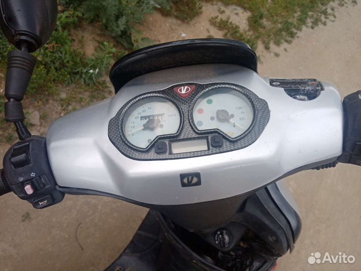 Скутер Vento Skif