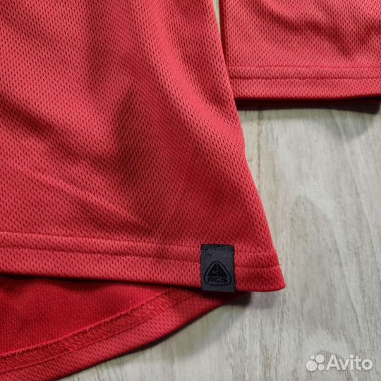 Лонгслив Nike acg