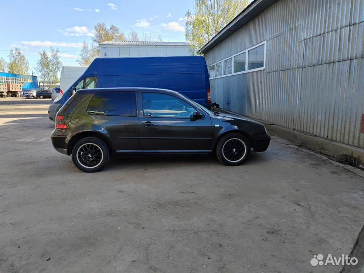 Volkswagen Golf 1.4 МТ, 2000, 280 000 км