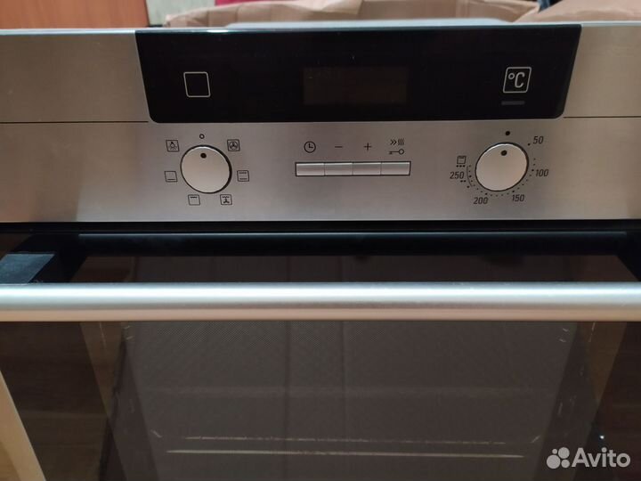 Духовой шкаф siemens