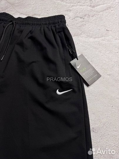 Новые Широкие Шорты Nike Swoosh