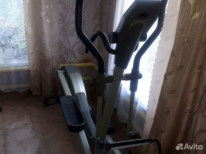 Эллиптический тренажер