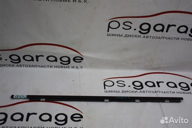 Молдинг стекла задней левой двери Nissan Qashqai+