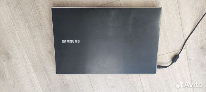 Ноутбук Samsung NP300V5A