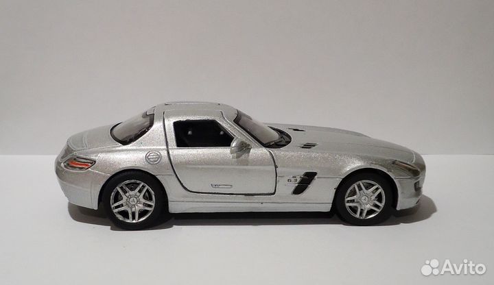 Mercedes-Benz SLS AMG Kinsmart