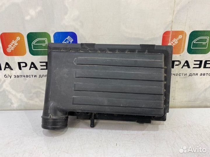 Корпус воздушного фильтра Skoda Rapid NK6 czca