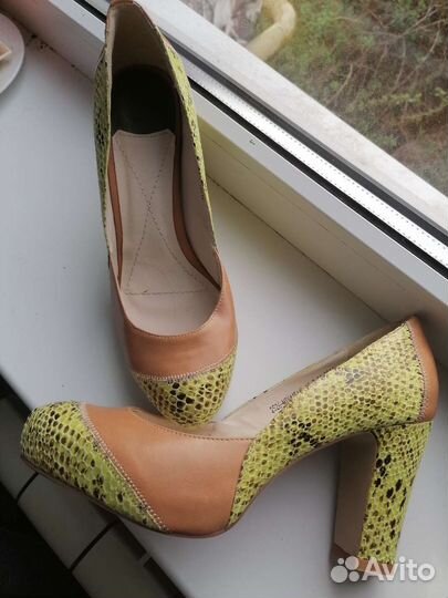 Обувь женская 38,39,39размер