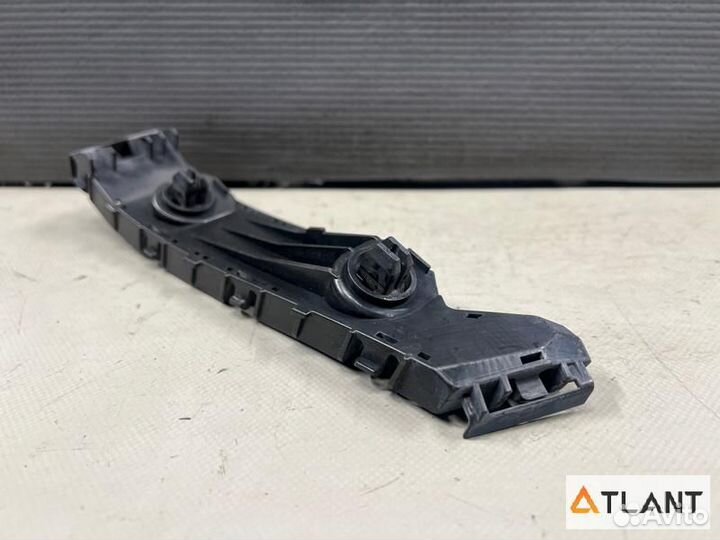 Крепление бампера передняя правая honda elysion