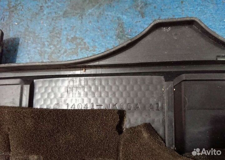 Декоративная крышка двигателя Infiniti M Y51