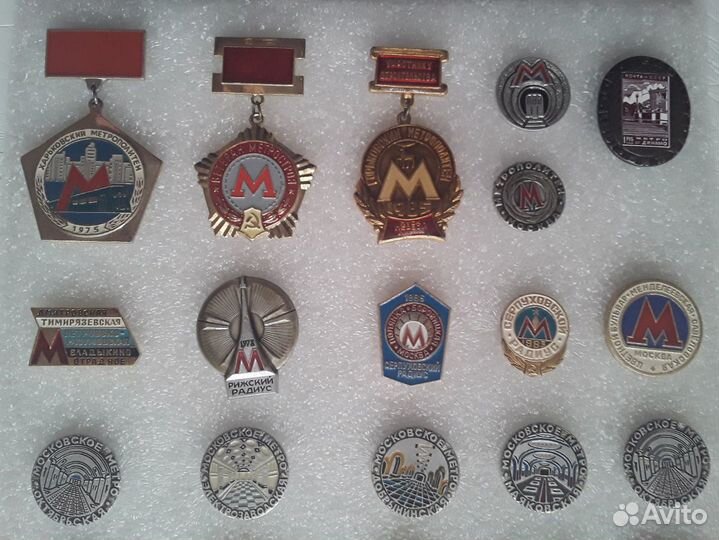 Значки Метрополитена