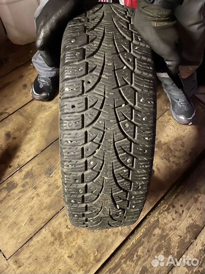 Pirelli Winter 190 2.25/4.5 R14 27H