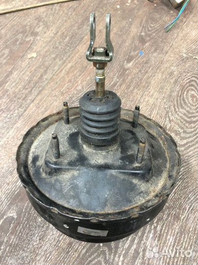 Вакуумный усилитель тормозов Toyota Hilux Surf