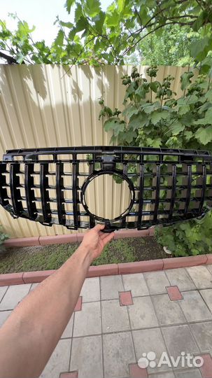 Решетка радиатора Mercedes w213 дорест