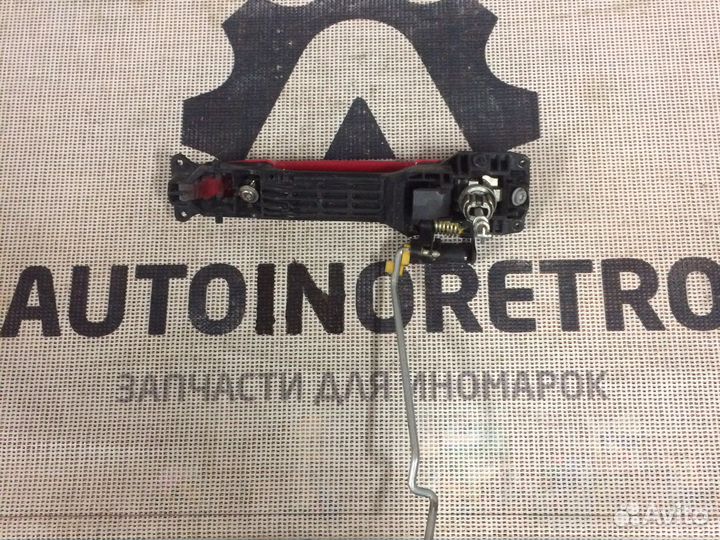 Ручка двери передней левой Toyota 692110D901