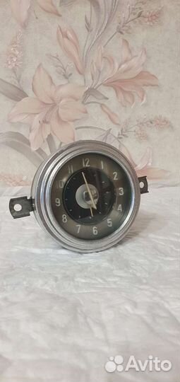 Часы с автомобиля 21 волги