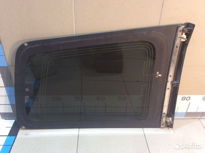 Стекло кузовное открывающееся (форточка) заднее