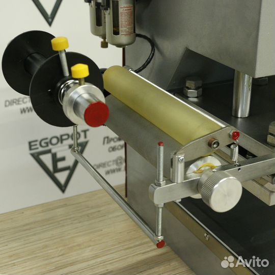 Пресс для горячего тиснения