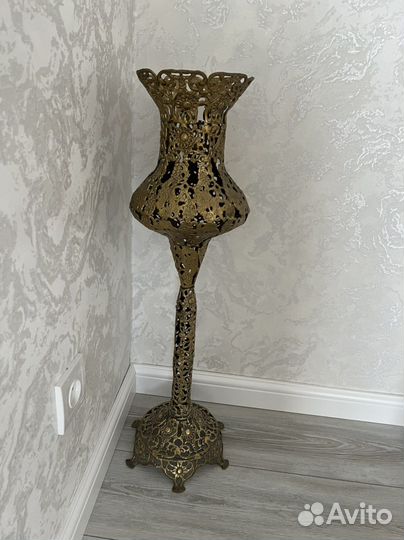 Бронзовые напольные вазы