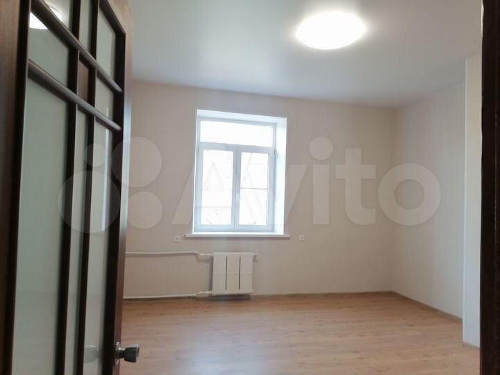 2-к. квартира, 50 м², 4/4 эт.