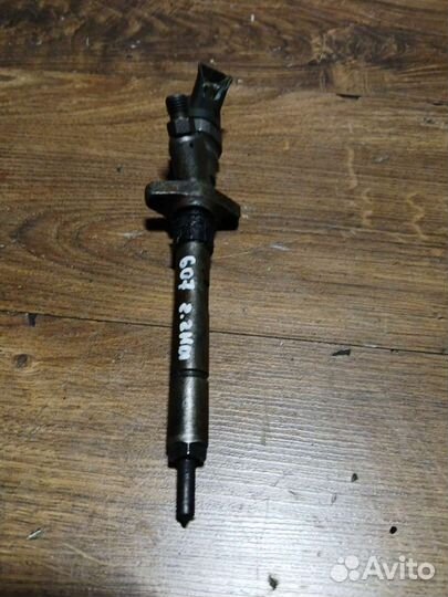 Форсунка peugeot 607 2.2 nn