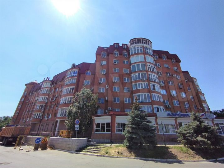 3-к. квартира, 208,2 м², 5/6 эт.