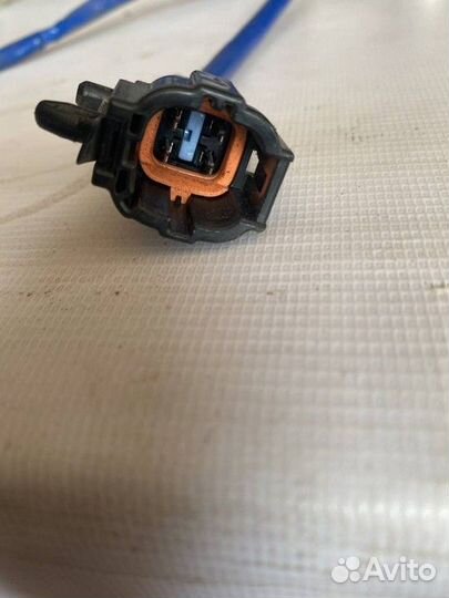 Вставка замка двери левая Nissan Maxima