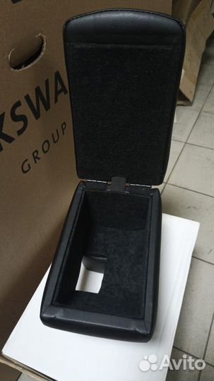 Подлокотник из экокожи для Volkswagen Jetta