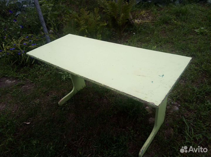 Школьная парта