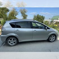 Toyota Corolla Verso 1.8 AMT, 2005, 267 500 км, с пробегом, цена 730 000 руб.