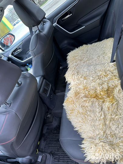 Toyota RAV4 2.5 AT, 2019, битый, 65 000 км