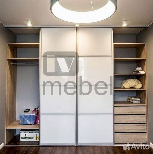 Шкаф в детскую