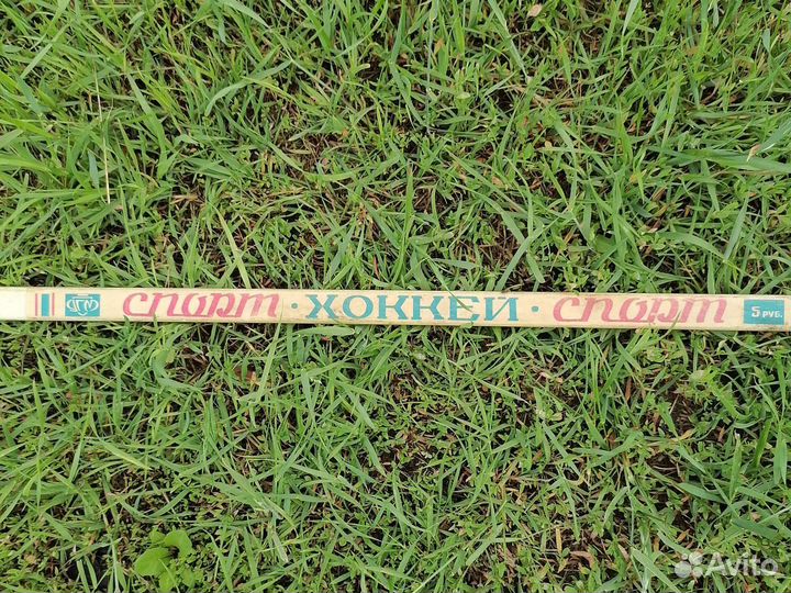 Клюшка хоккейная