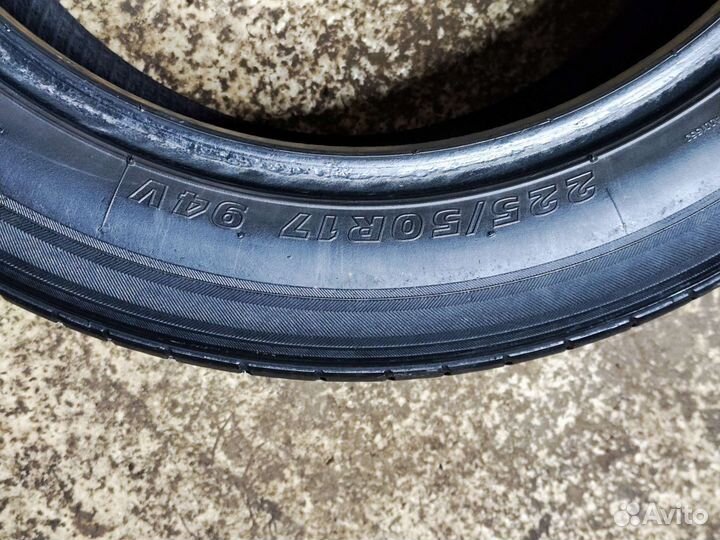 Kumho Solus KH17 225/50 R17 94V