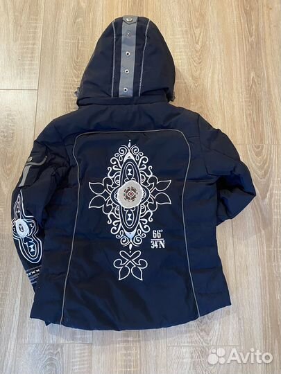 Горнолыжная куртка женская