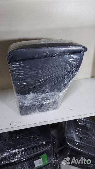 Подлокотник nissan note e11 c 2005-2009 г