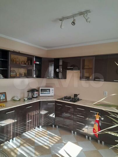 Дом 186 м² на участке 4 сот.