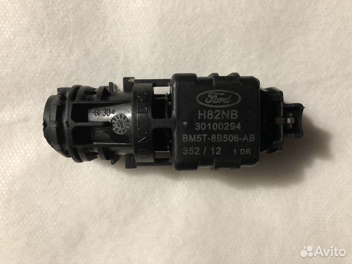 Датчик температуры в салоне от Форд Фокус 3