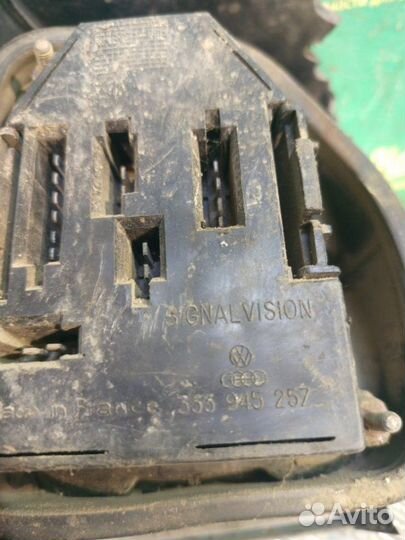 Фонарь задний правый Volkswagen Passat B3