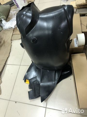 Подкрылки передние Skoda Rapid